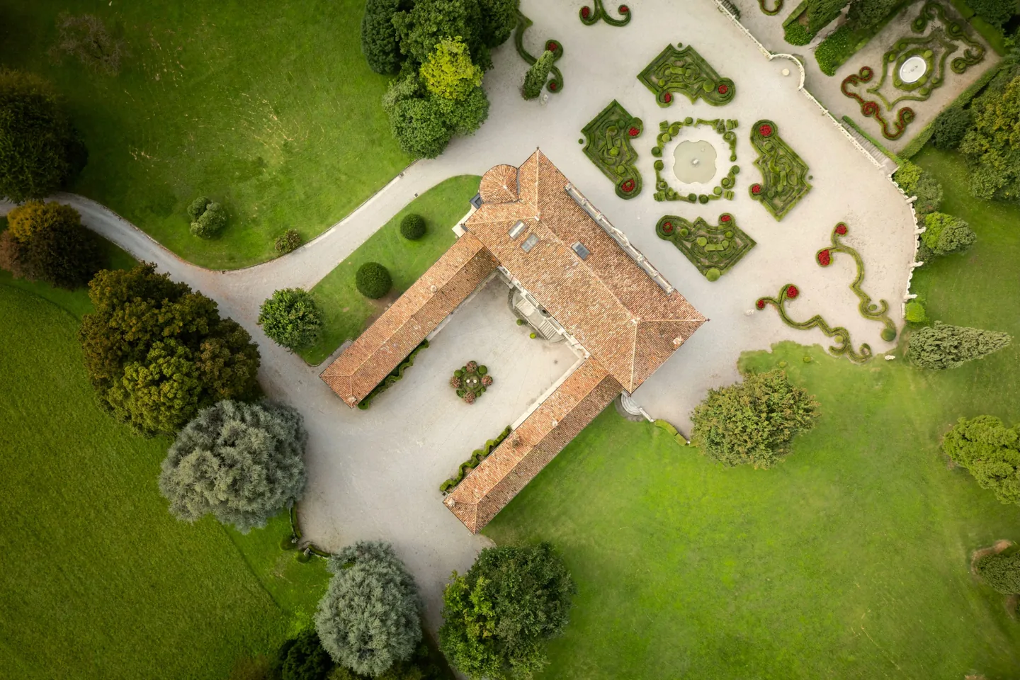 Historisches Anwesen aus der Vogelperspektive
